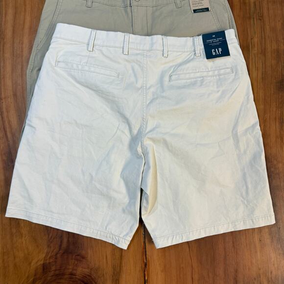 NEW Levi's Gap Men's Shorts LOT of 2 36 Golf Chino Cotton Flat front KK16 - Picture 6 of 11